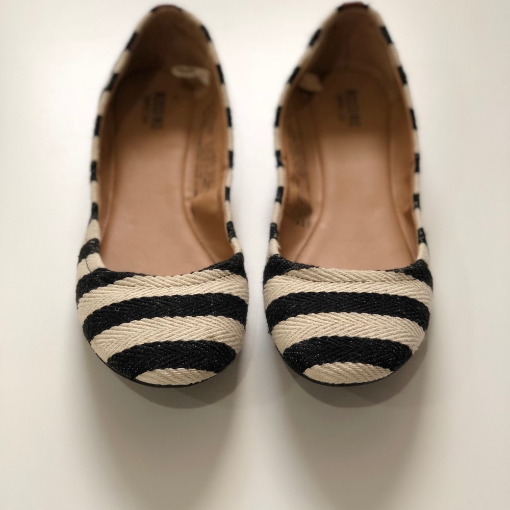 Mossimo flats